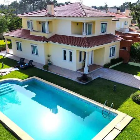 Casa Amarela - O Seu Oasis Na Floresta