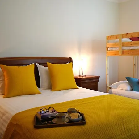 别墅 Casa Amarela, Your Oasis By Vadiar Turismo *